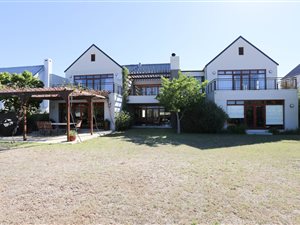 5 Bed House in De Wijnlanden