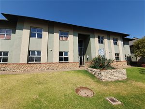 156 m² Office Space in Midstream Estate