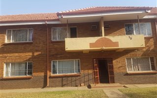 2 Bedroom Flat in Three Rivers