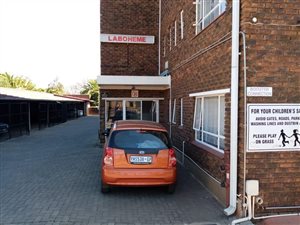 2.5 Bed Apartment in Doringkloof