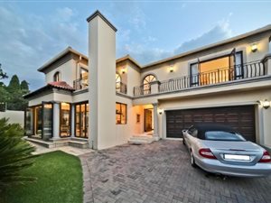 4 Bed Cluster in Bryanston Ext 3