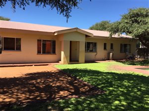 6 Bedroom House in Kathu