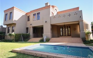 3 Bedroom House in Eagle Canyon Golf Estate