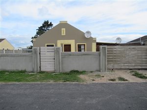 3 Bed House in Forest Village