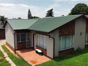 3 Bed House in Greymont
