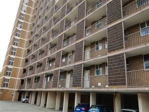 2 Bed Flat in Weavind Park