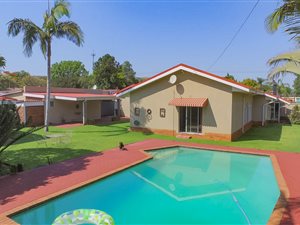 3 Bed House in Sinoville