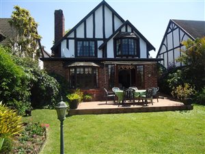 3 Bed House in Camelot Estate