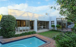 3 Bedroom House in Fourways Gardens