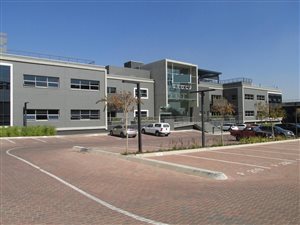 100 m² Commercial space in Witkoppen
