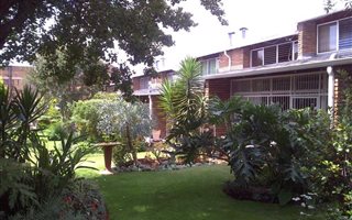 2 Bedroom Townhouse in Springs Central