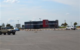 350 m² Retail Space in Dawnpark