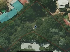 2267 m² Land available in Monument Park