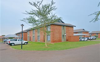 1 Bedroom Apartment in Theresa Park