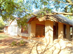 2.6 ha Farm in Protea Ridge