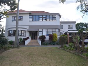 7 Bed House in Selborne