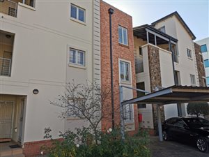 2 Bed Apartment in Parktown North