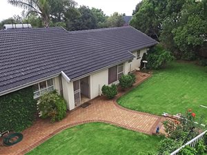 4 Bedroom House in Honey Hill