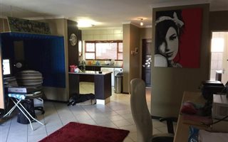 2 Bedroom Duplex in Meyersdal