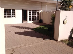 2 Bed Apartment in Lombardy East