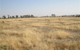 300 m² Land available in Thaba Nchu