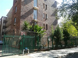 2 Bed Apartment in Sunnyside