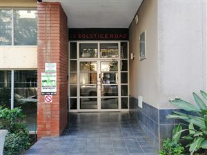 1 Bed Apartment in New Town Centre