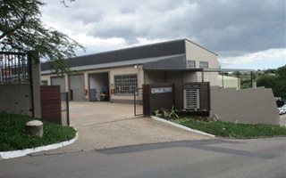 191 m² Industrial space in Mountain Ridge
