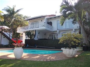 6 Bedroom House in Clansthal