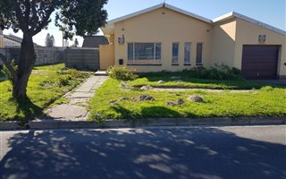 3 Bedroom House in Glenhaven