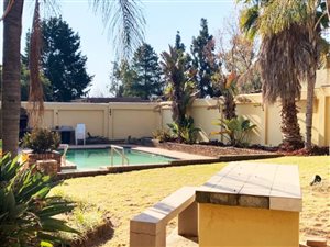 8500 m² Farm in Ruimsig