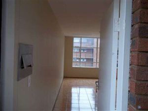 2 Bed Apartment in Silverton