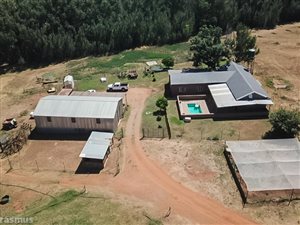 9 ha Agricultural Holding in Henley on Klip