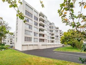 1 Bed Apartment in Wynberg