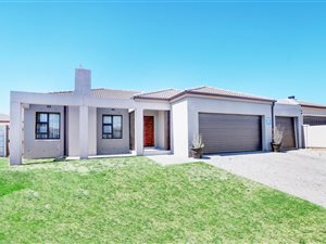 4 Bed House in Amandelsig