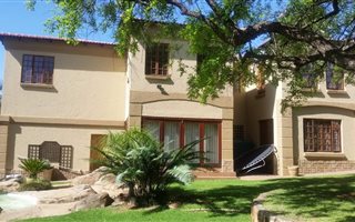 5 Bedroom House in Cashan