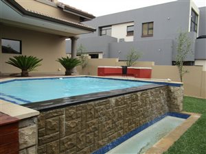 4 Bed House in Ebotse Estate