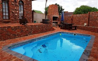 5 Bedroom House in Heiderand