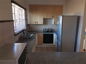 2 Bed Apartment in Mooikloof Ridge