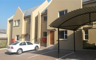3 Bedroom Townhouse in Southcrest