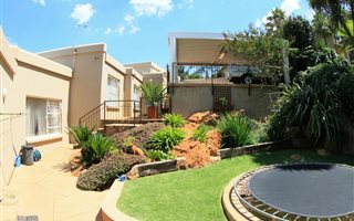 3 Bedroom House in Oakdene