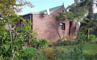 1 Bedroom House in Hoekwil