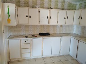 3 Bed House in Bombay Heights