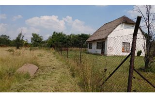 8565 m² Farm in Glen Austin AH