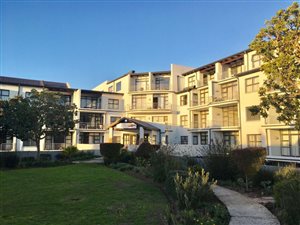 2 Bed Apartment in Royal Ascot