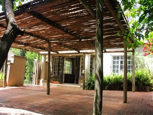 1 Bed Garden Cottage in Craighall