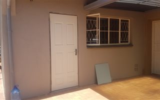 0.5 Bedroom Garden Cottage in Mulbarton