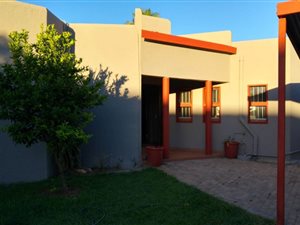 3 Bed House in Mayberry Park