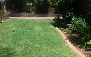 3 Bedroom Cluster in Rooihuiskraal