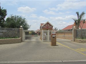 3 Bed Cluster in Newmarket Park